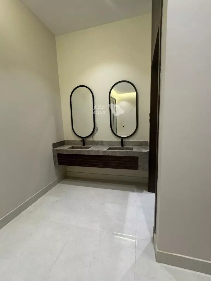 4 bedroom villa in Al Aridh, Riyadh 8