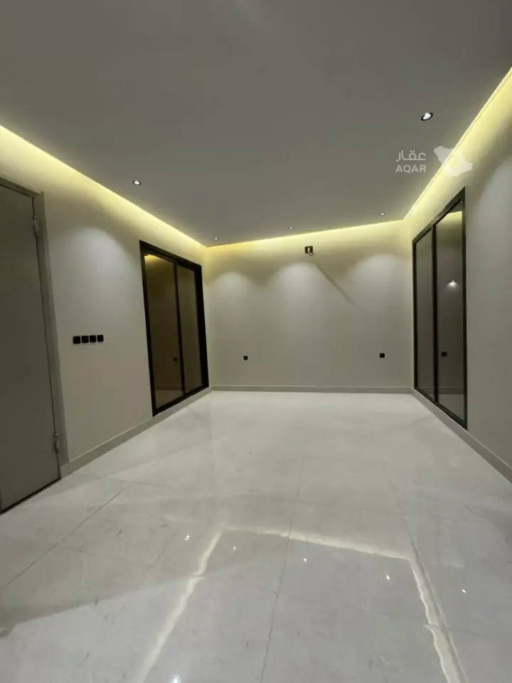 4 bedroom villa in Al Aridh, Riyadh 7