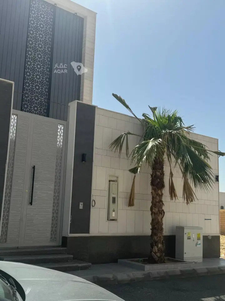 4 bedroom villa in Al Aridh, Riyadh 2