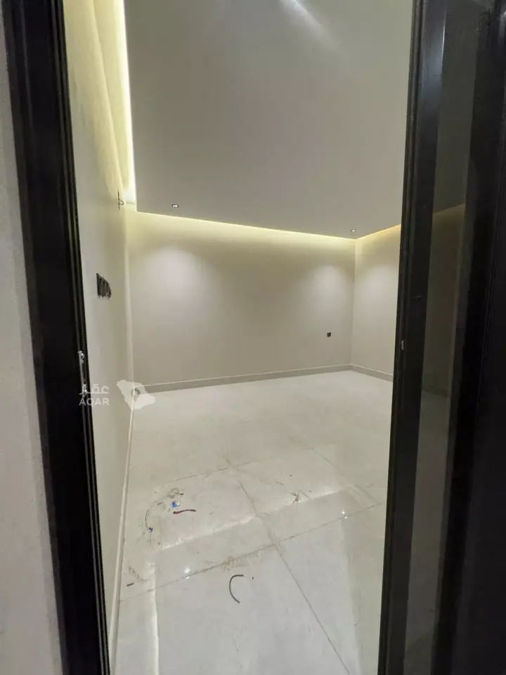 4 bedroom villa in Al Aridh, Riyadh 6