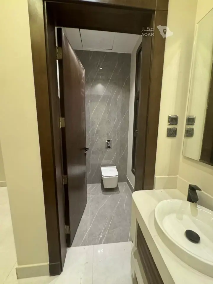 4 bedroom villa in Al Aridh, Riyadh 19