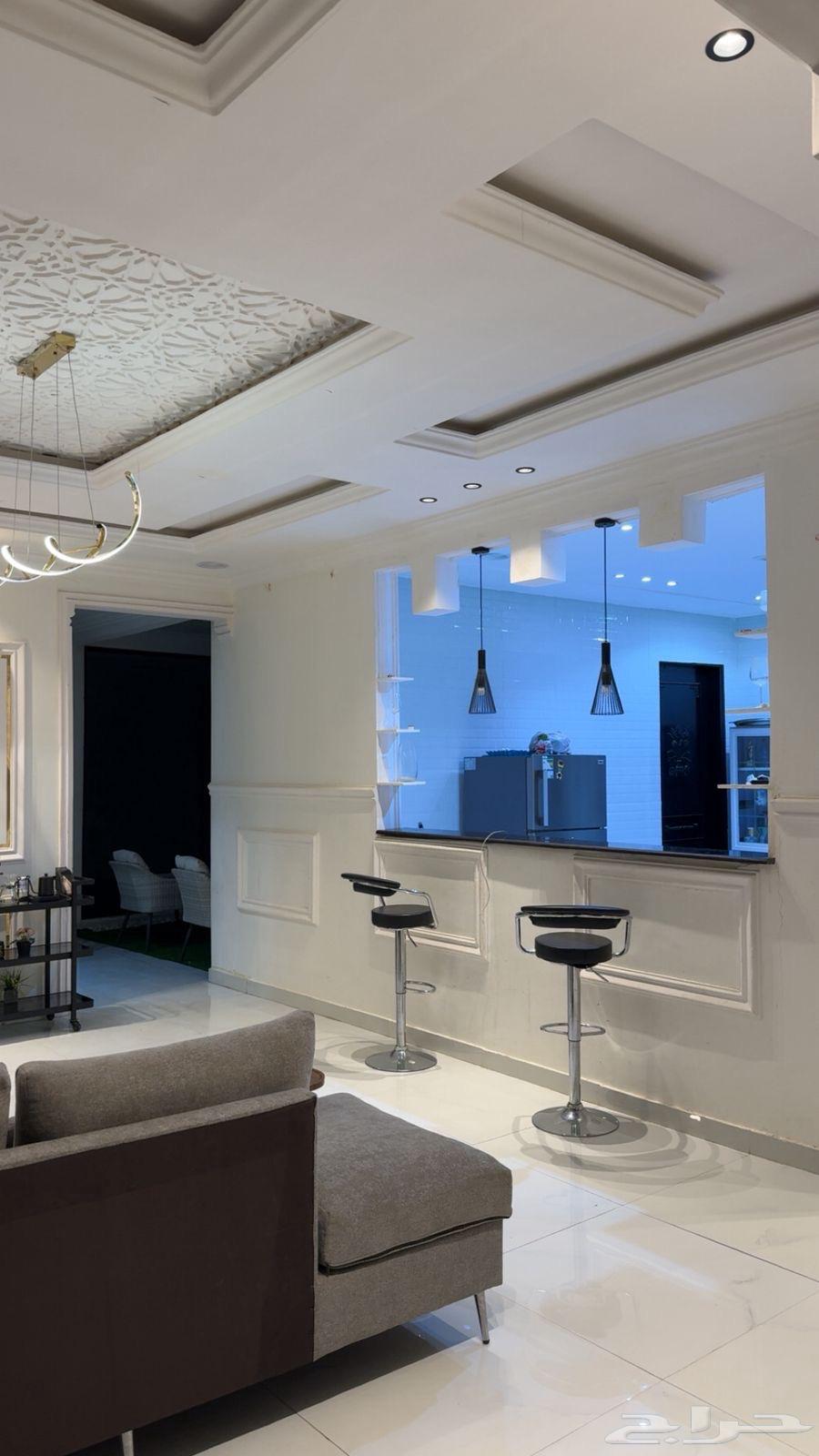 5 bedroom apartment in Al Rimal 9