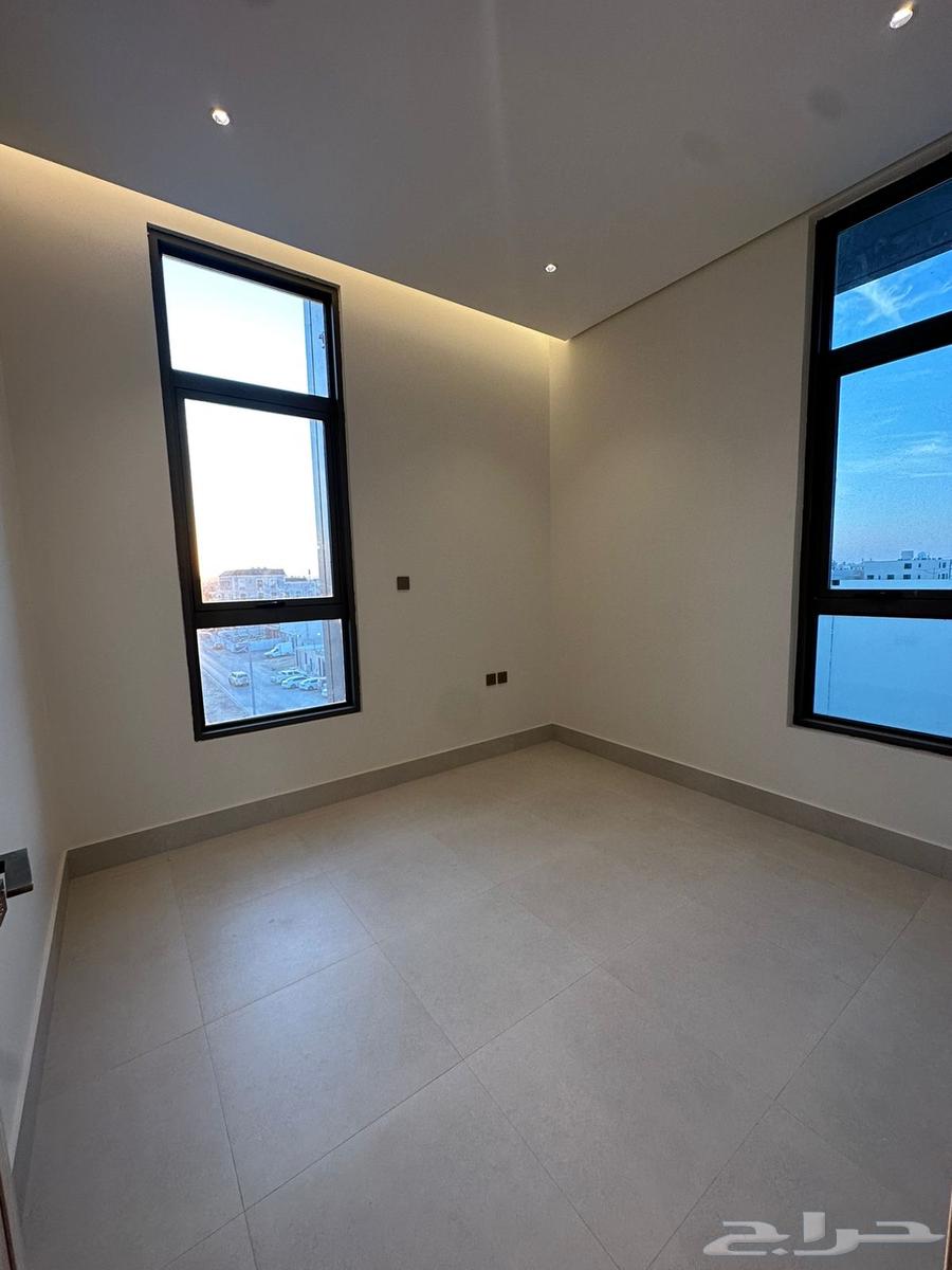 4 bedroom apartment in Al Aridh 12