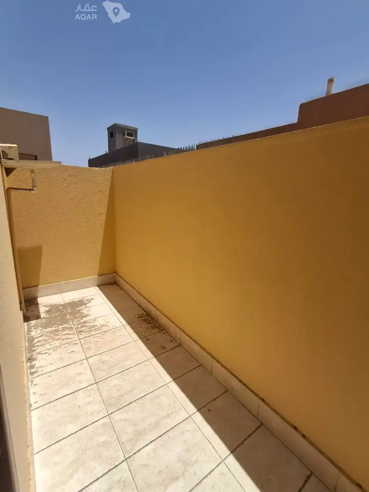 3 bedroom villa in Abhur North, Jeddah 10