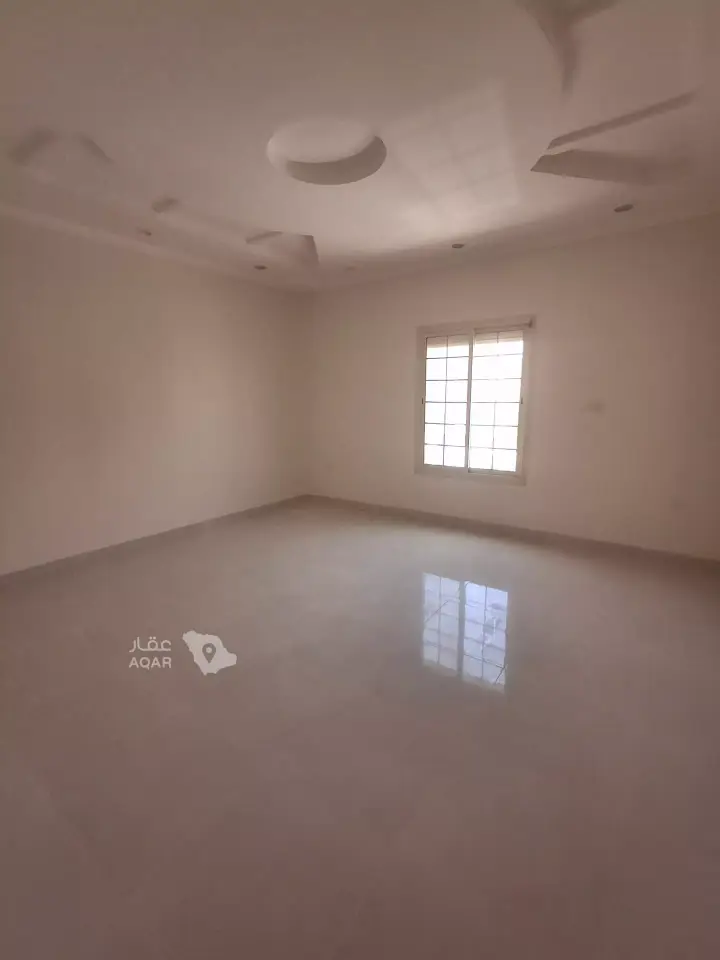 3 bedroom villa in Abhur North, Jeddah 12