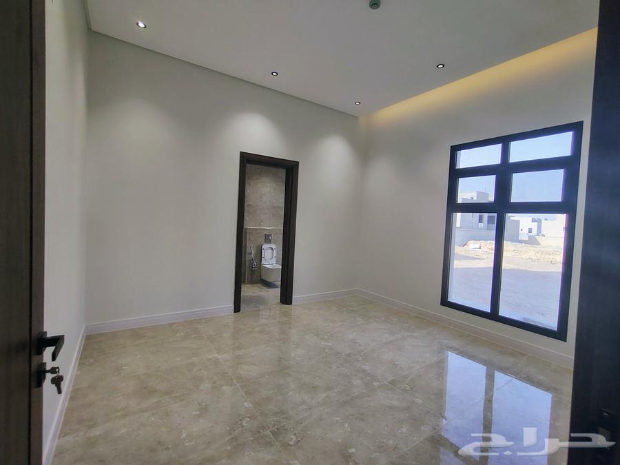 5 bedroom villa in Al Mahdiyyah 3
