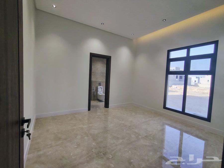 5 bedroom villa in Al Mahdiyyah 8