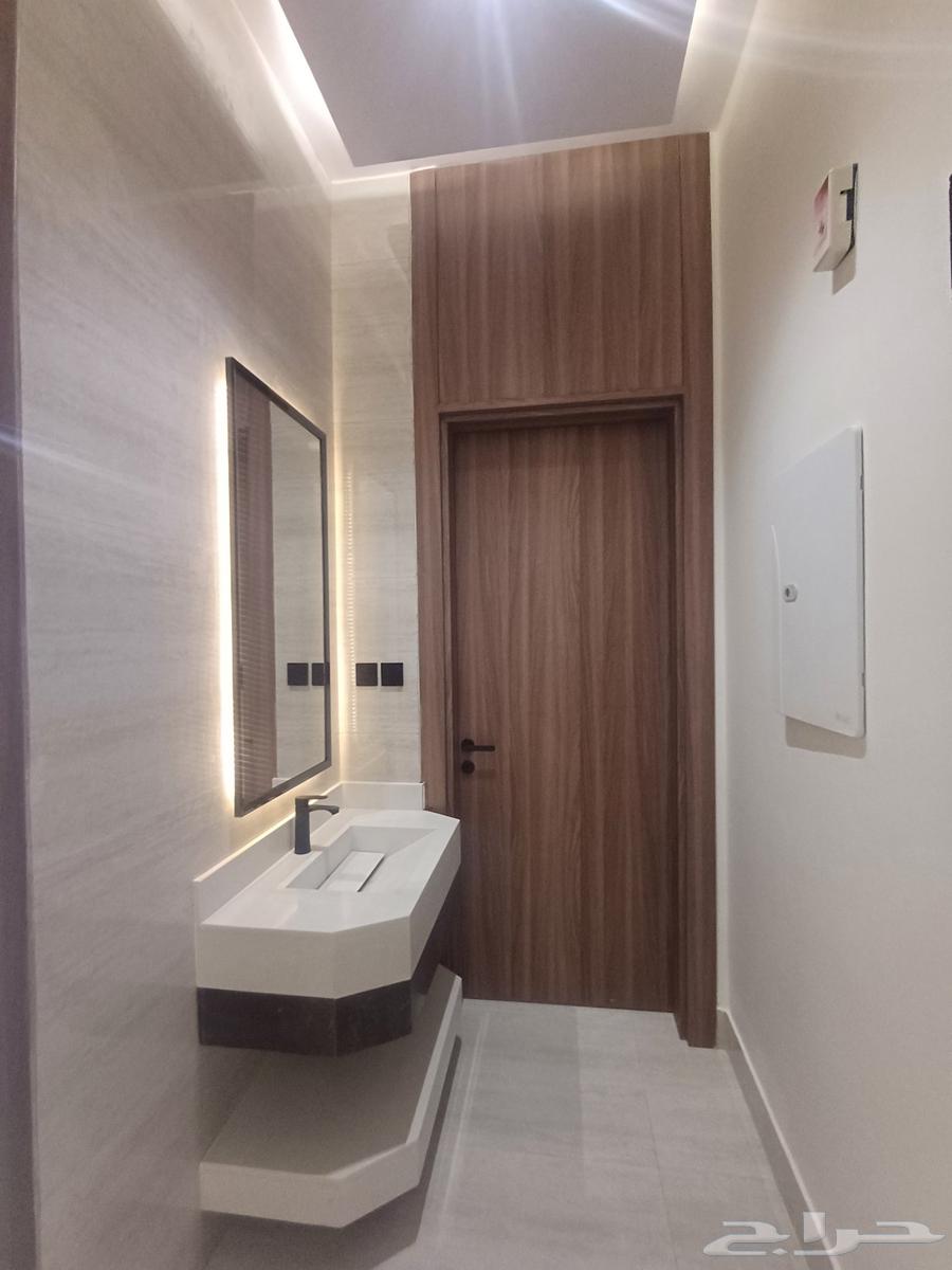 6 bedroom apartment in Al Rimal 12