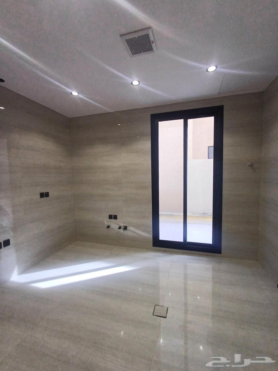 6 bedroom apartment in Al Rimal 6