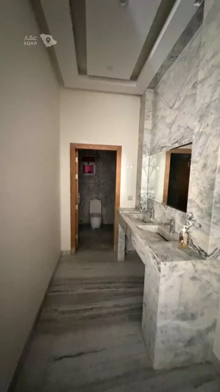 6 bedroom villa in Al Aridh, Riyadh 22