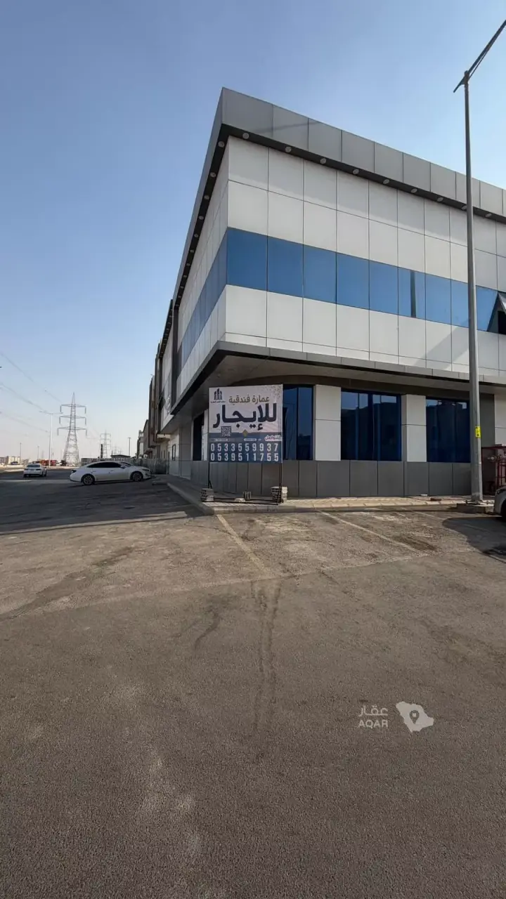 30 bedroom building in Dhahrat Laban, Riyadh
