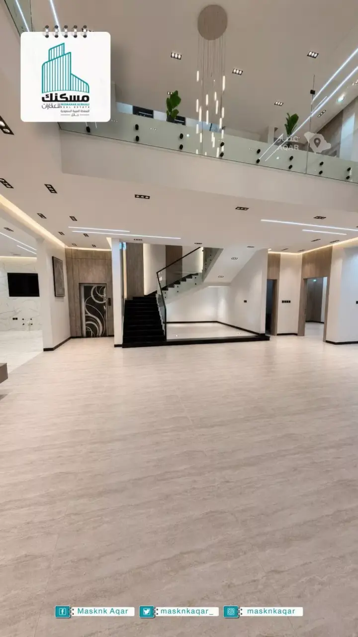 5 bedroom villa in An Naqrah, Hail 13
