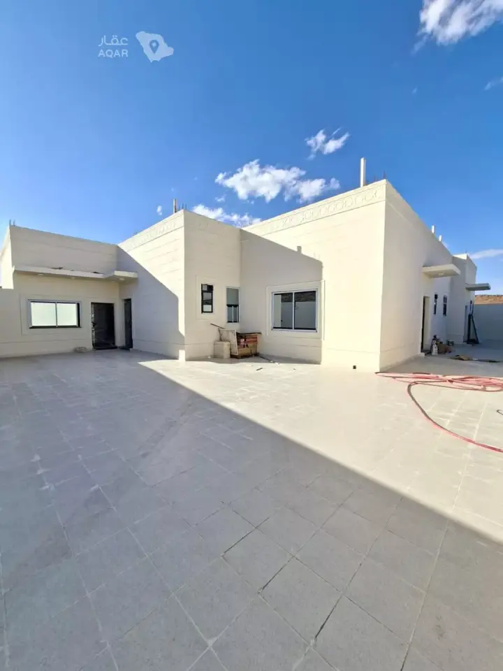 4 bedroom villa in Al Khraimi, Hail 3
