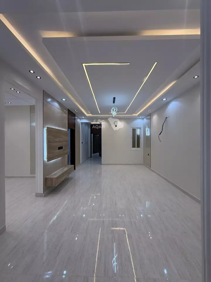 3 bedroom apartment in Mukhtat Al Musa, Khamis Mushait 9