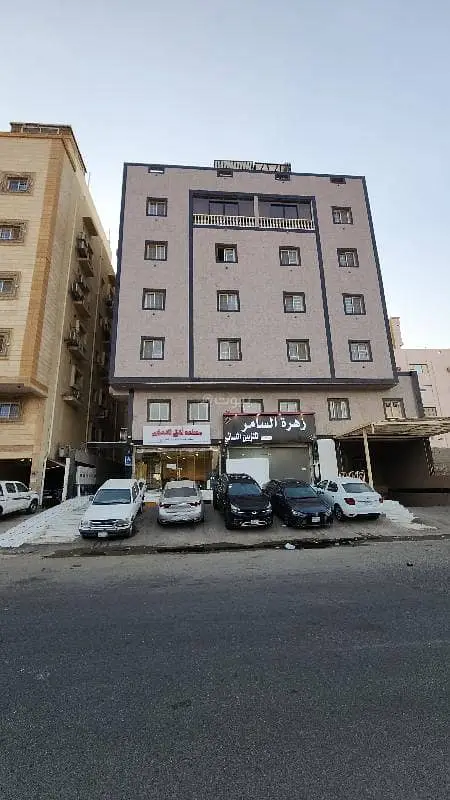5 bedroom apartment in Al Ajwad, Jeddah 8