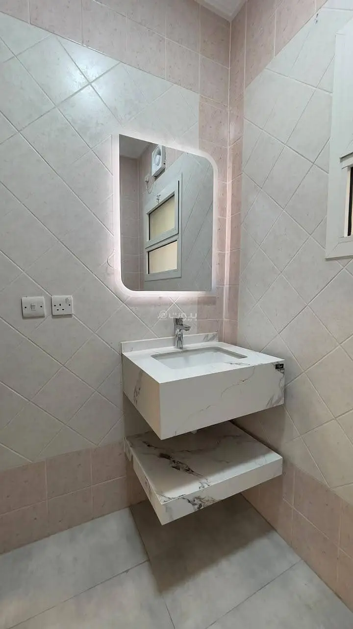 3 bedroom apartment in Al Rawdah, Jeddah 18