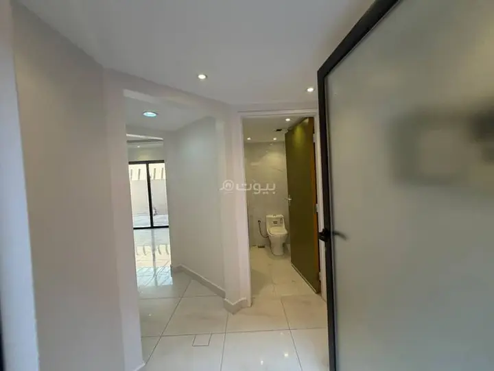 2 bedroom villa in King Fahd, Riyadh 3
