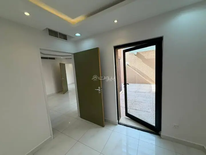 2 bedroom villa in King Fahd, Riyadh 7