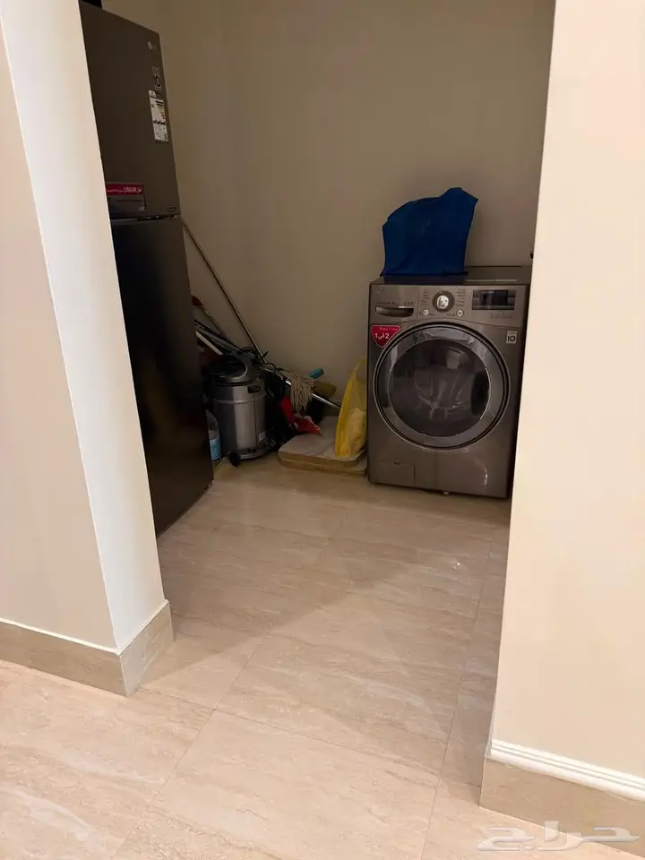 4 bedroom apartment in Al Munsiyah, Riyadh 9