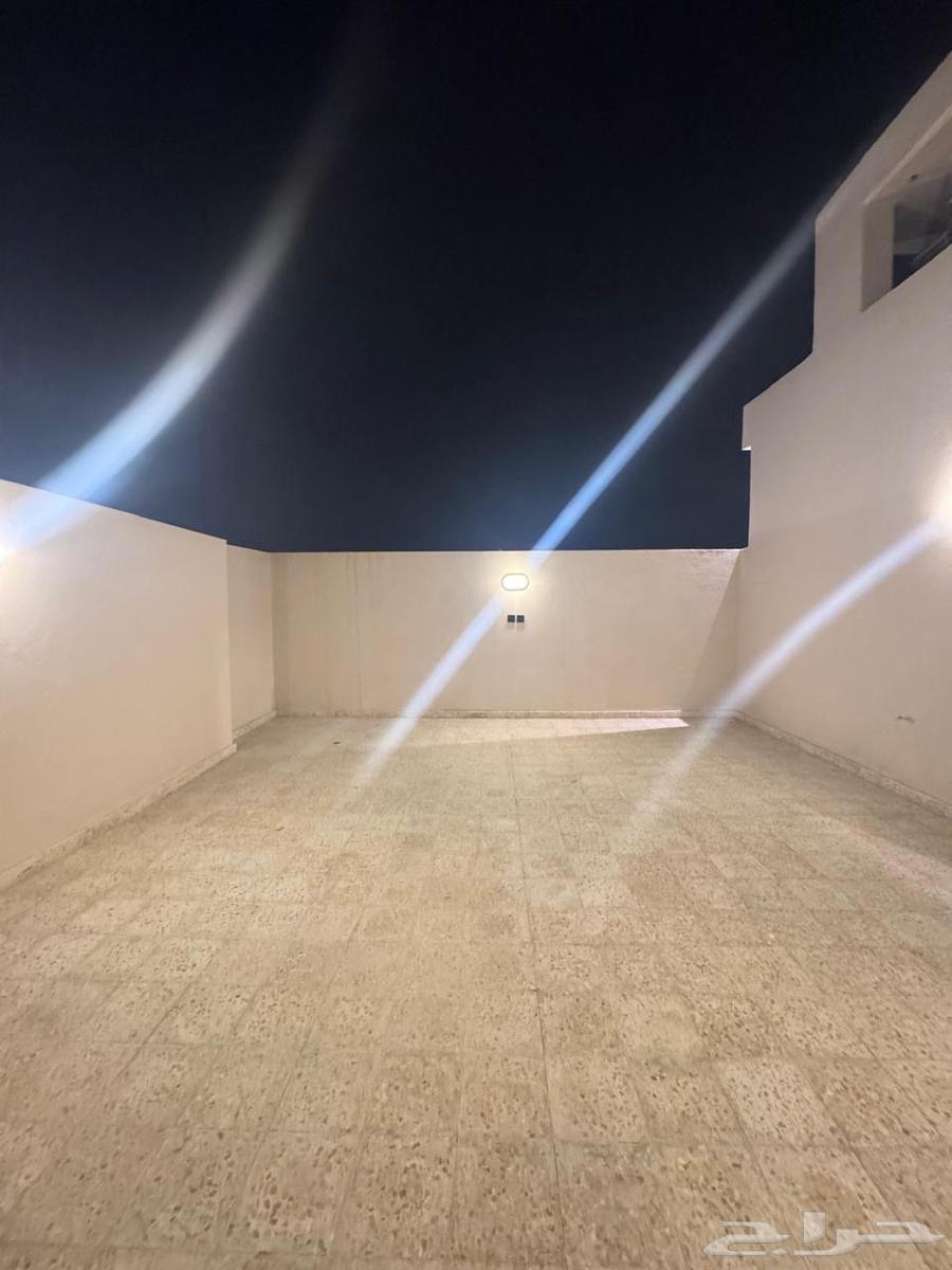 5 bedroom apartment in Badr 12