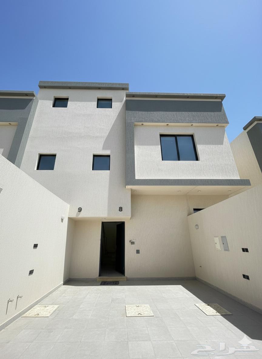 5 bedroom apartment in Badr 6