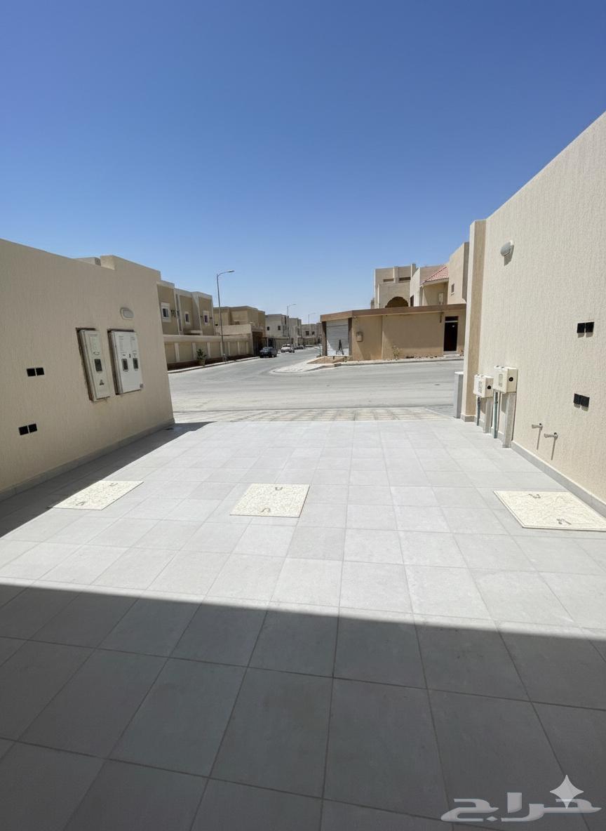 5 bedroom apartment in Badr 8