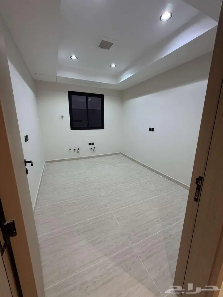 4 bedroom apartment in Al Bayan, Riyadh 15