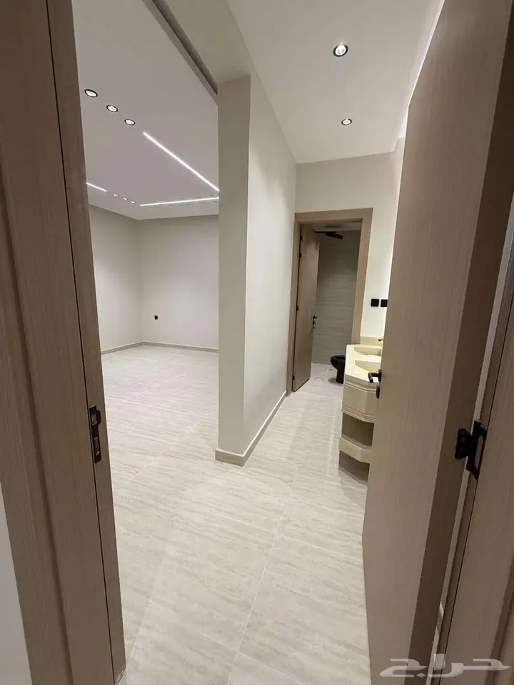 4 bedroom apartment in Al Bayan, Riyadh 14