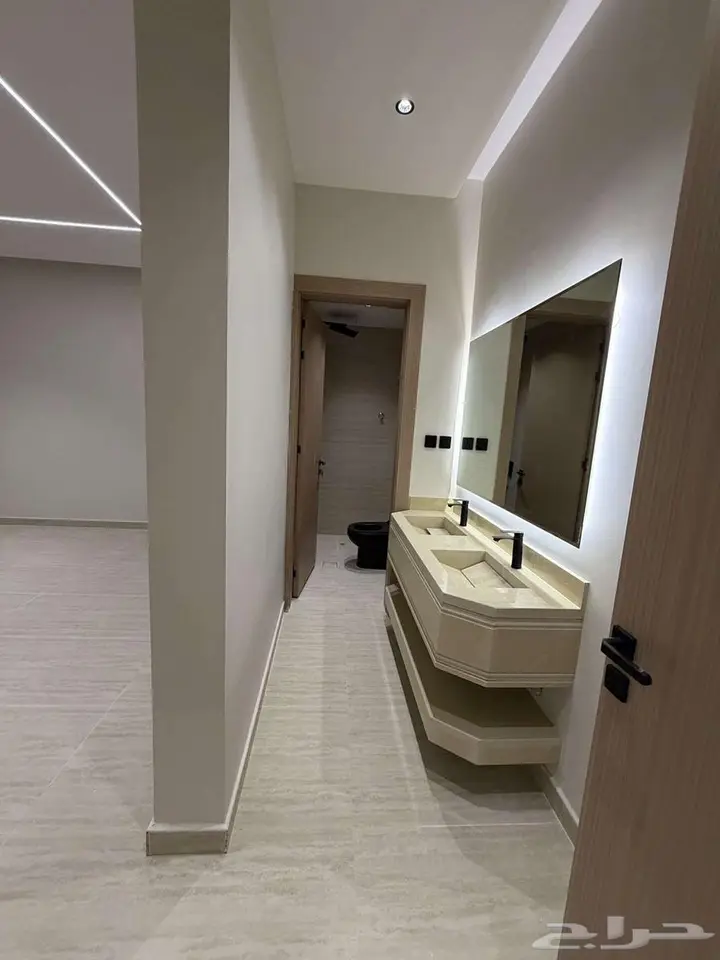 4 bedroom apartment in Al Bayan, Riyadh 8