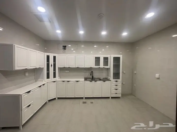 3 bedroom villa in Al Janadriyah, Riyadh 18