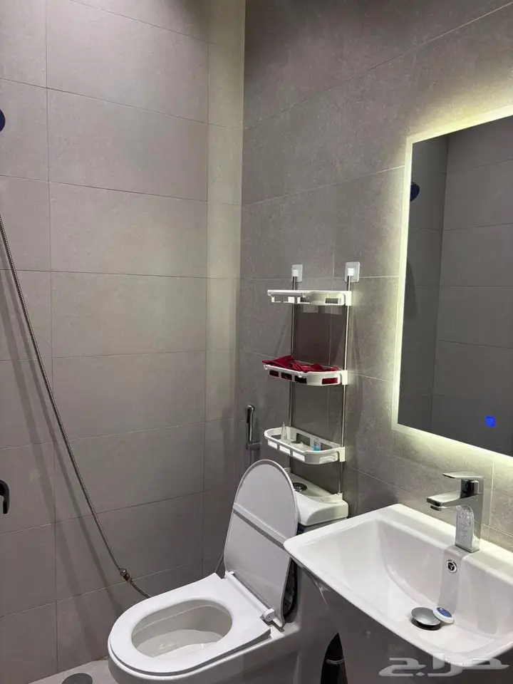 2 bedroom apartment in Al Rabwa, Jeddah 4