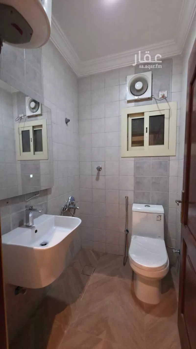 411 sqm building in Al Rawdah 13
