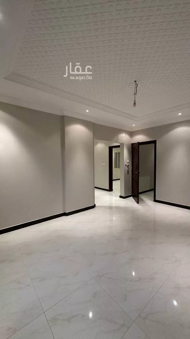 411 sqm building in Al Rawdah 6