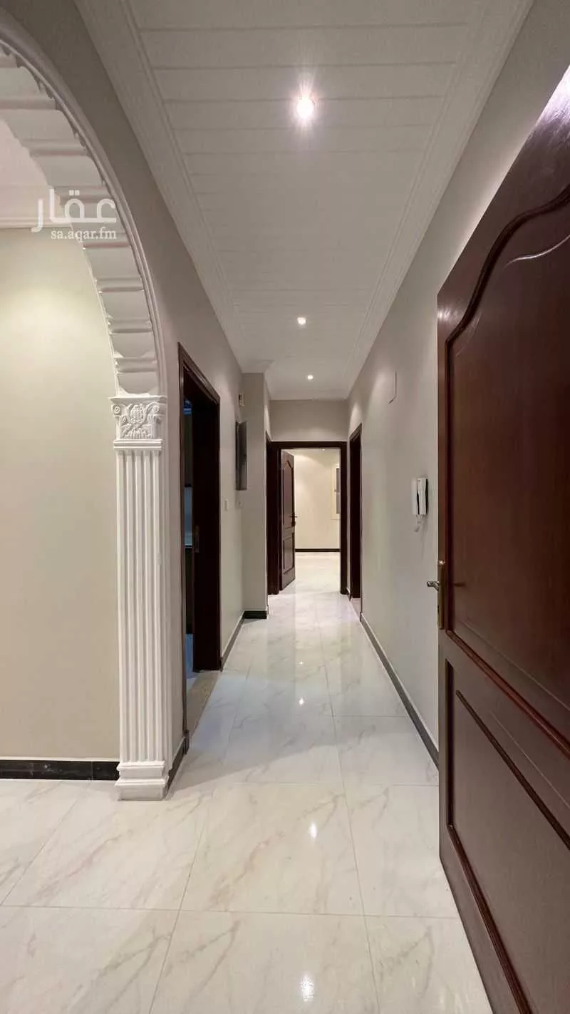 411 sqm building in Al Rawdah 9