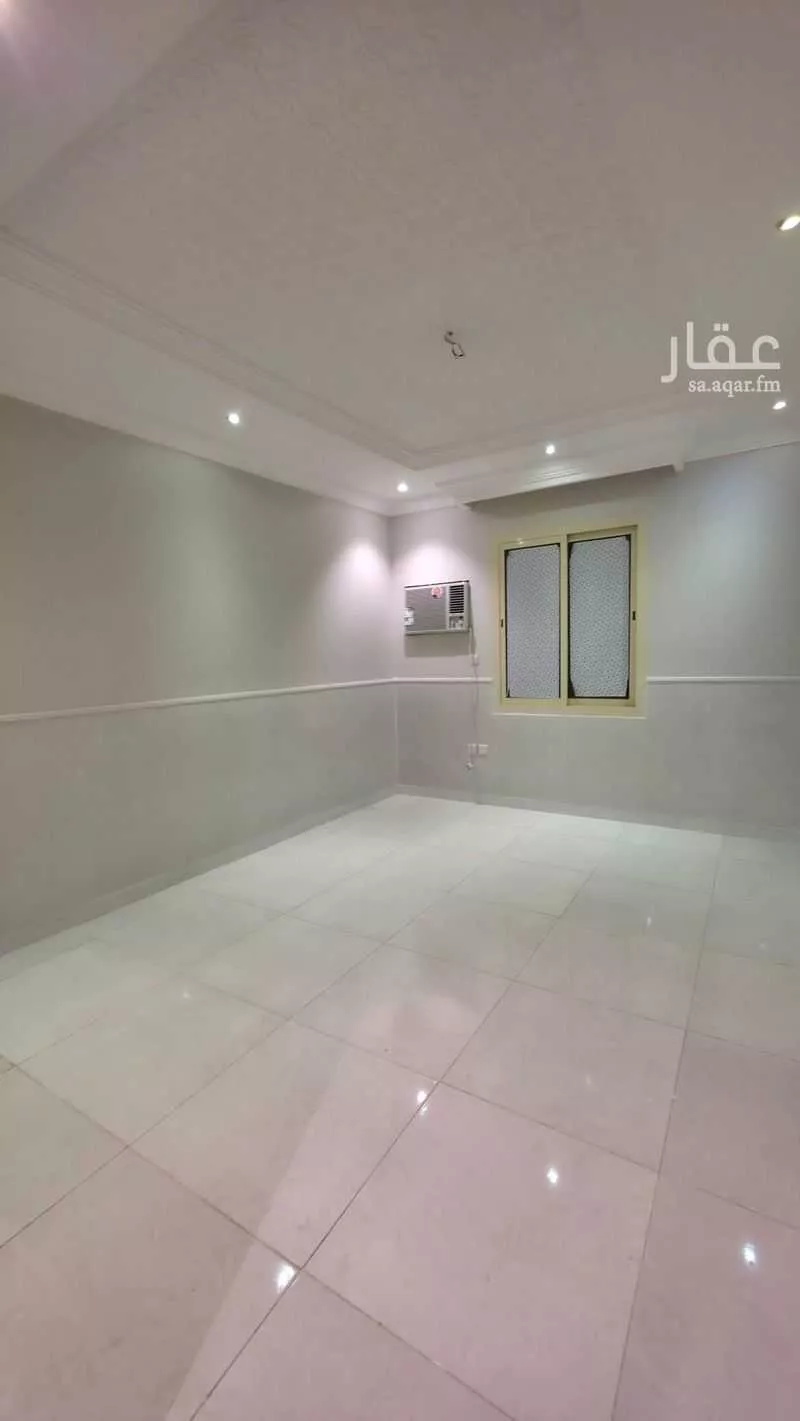 عمارة 411 م² في الروضة 9