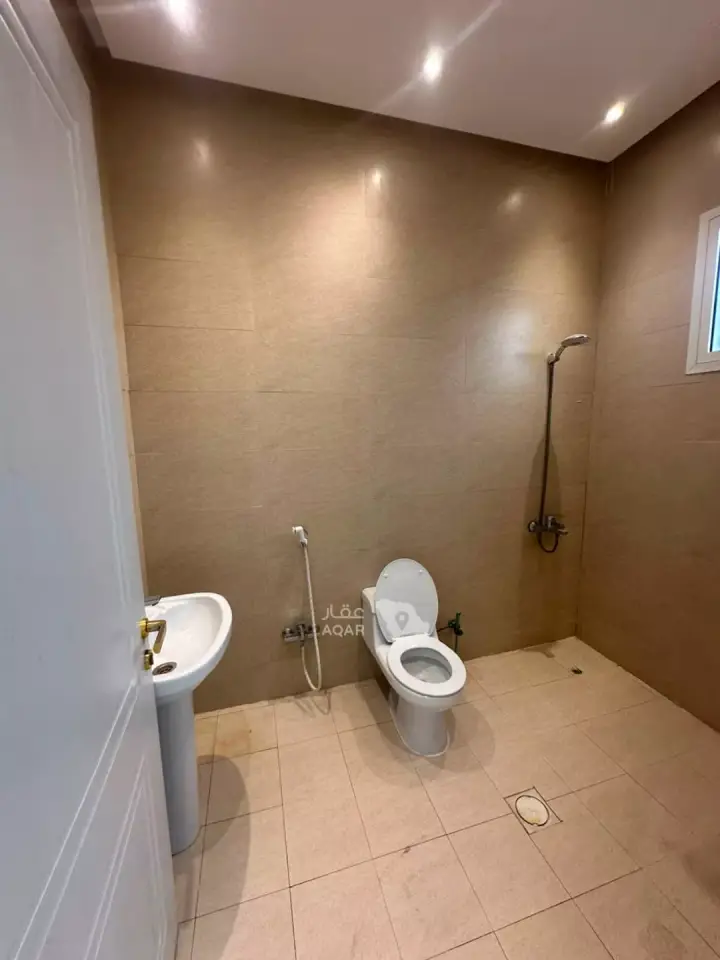 3 bedroom apartment in Al Maizilah, Riyadh 13