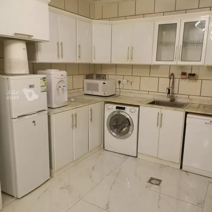 3 bedroom apartment in Dhahrat Laban, Riyadh 15