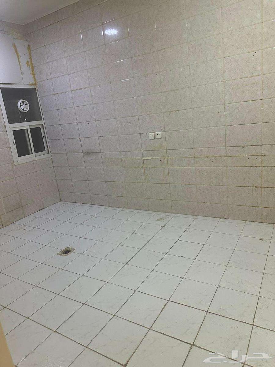3 bedroom apartment in Al Rimal 6