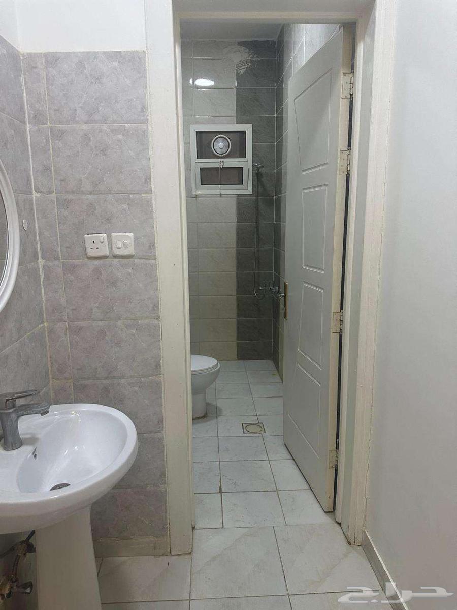 3 bedroom apartment in Al Rimal 7
