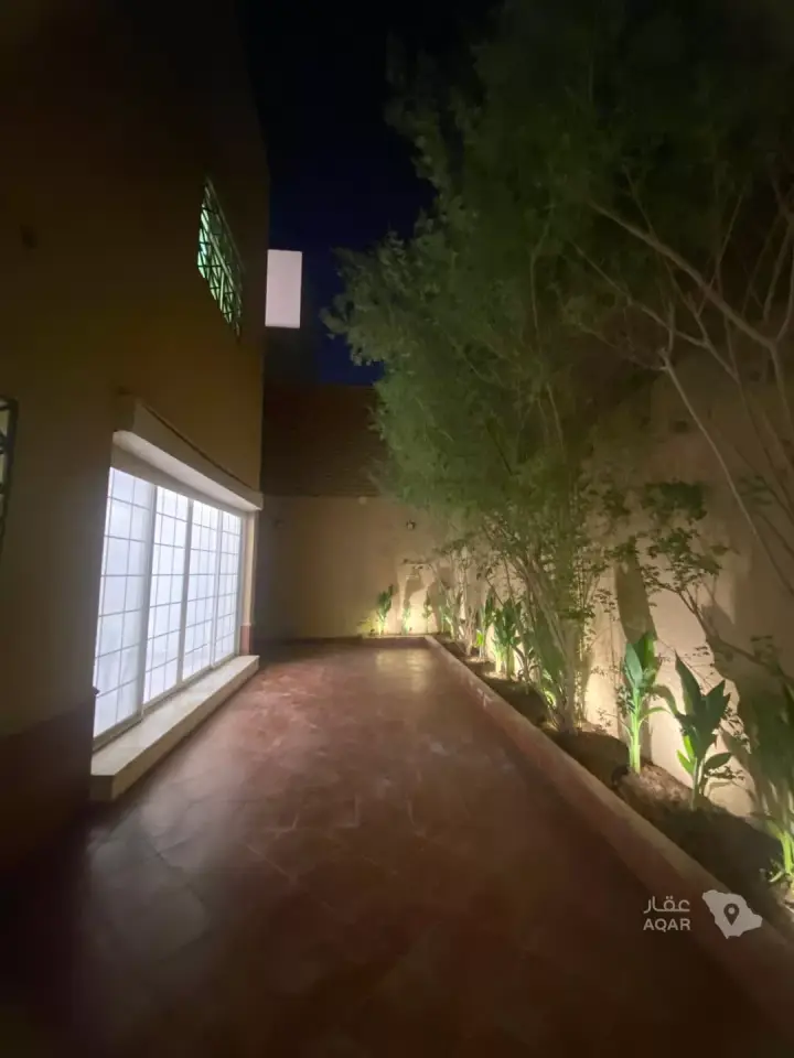 5 bedroom villa in Al Wahah, Riyadh 22