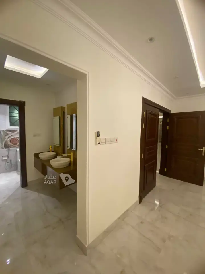 5 bedroom villa in Al Wahah, Riyadh 25