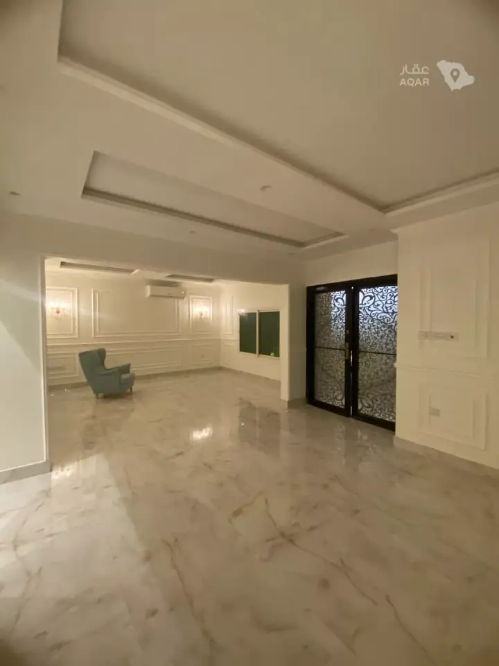 5 bedroom villa in Al Wahah, Riyadh 3