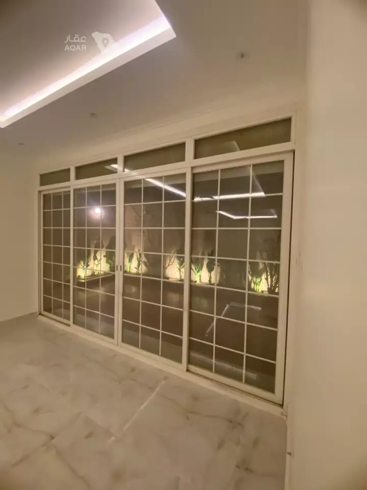 5 bedroom villa in Al Wahah, Riyadh 5