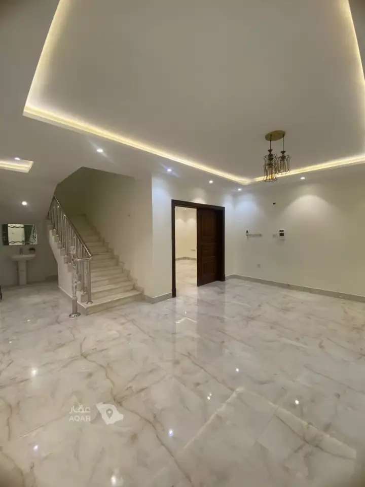 5 bedroom villa in Al Wahah, Riyadh 8