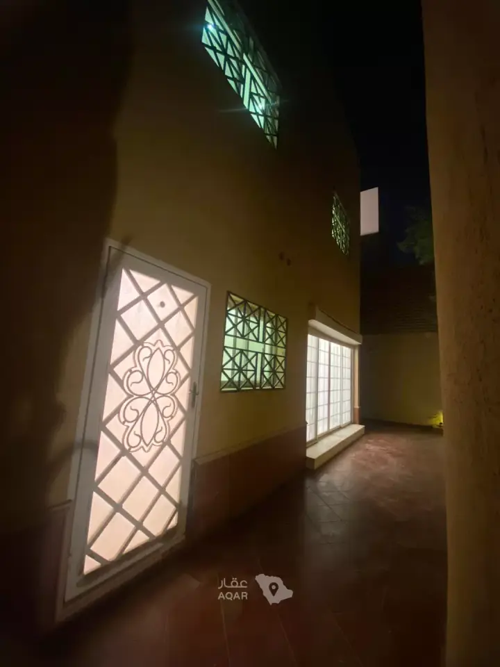 5 bedroom villa in Al Wahah, Riyadh 18