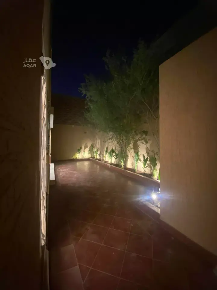 5 bedroom villa in Al Wahah, Riyadh 27