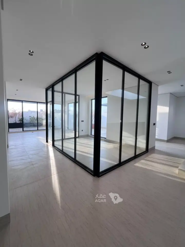 4 bedroom villa in Al Mahdiyyah, Riyadh 28