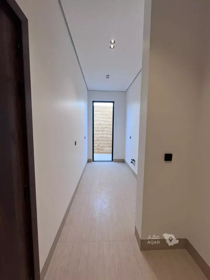 4 bedroom villa in Al Mahdiyyah, Riyadh 15