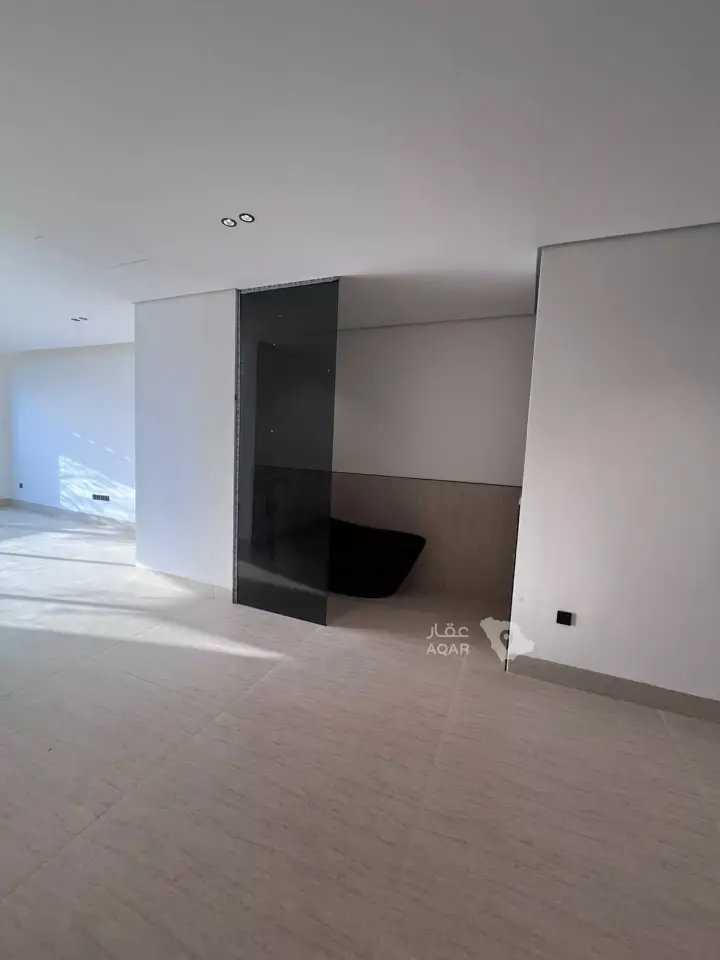 4 bedroom villa in Al Mahdiyyah, Riyadh 10