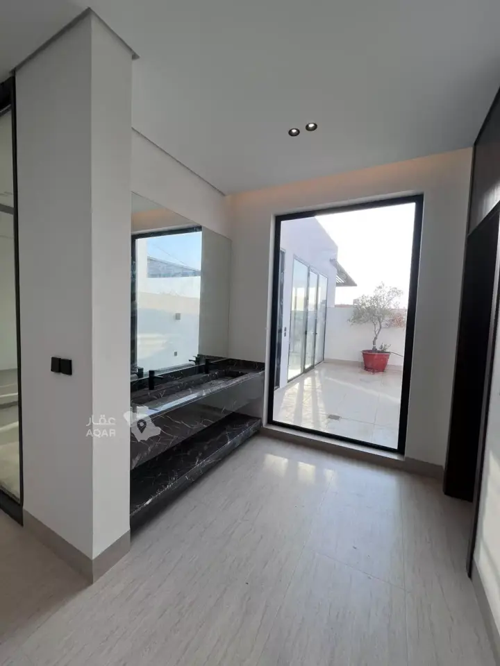 4 bedroom villa in Al Mahdiyyah, Riyadh 21